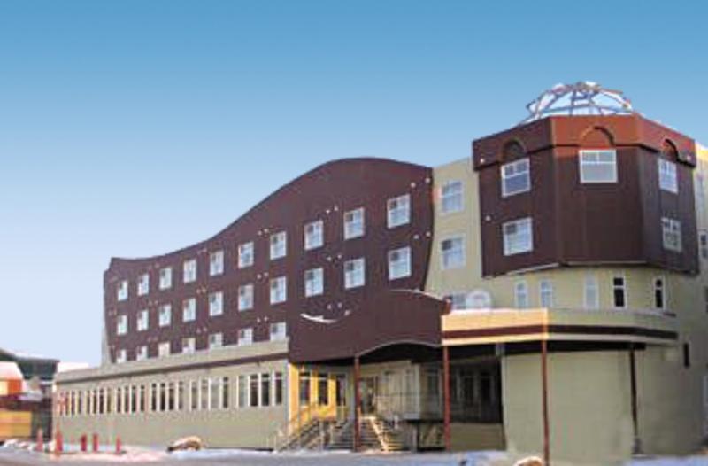 Hotel Arctic Iqaluit Bagian luar foto